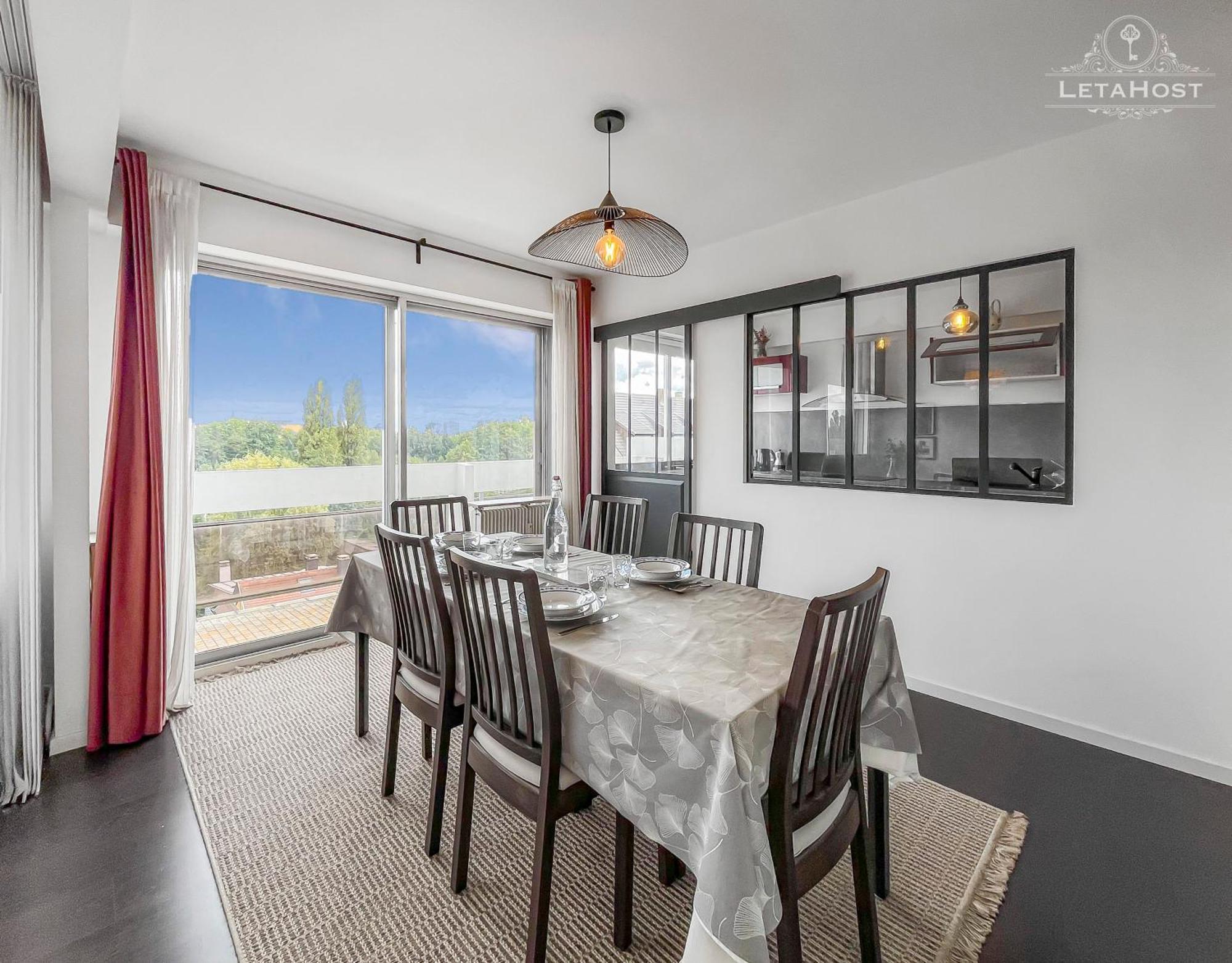 Apartamento Vue Degagee, Cuisine Moderne Et Wifi Estrasburgo Exterior foto