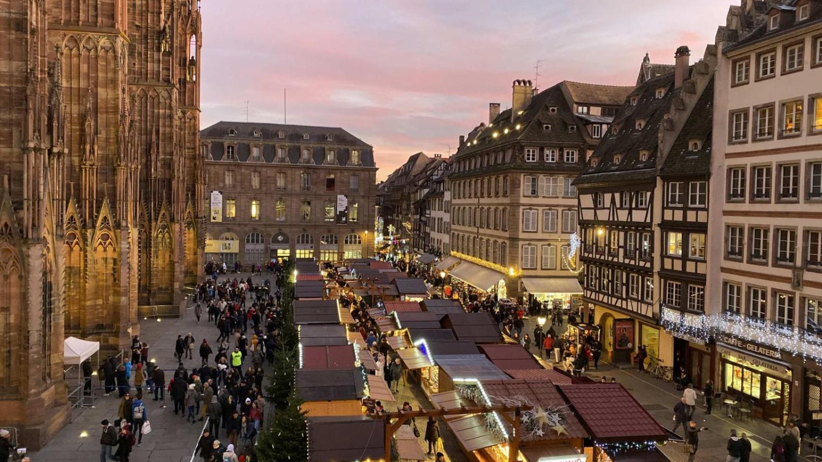 Apartamento Vue Degagee, Cuisine Moderne Et Wifi Estrasburgo Exterior foto